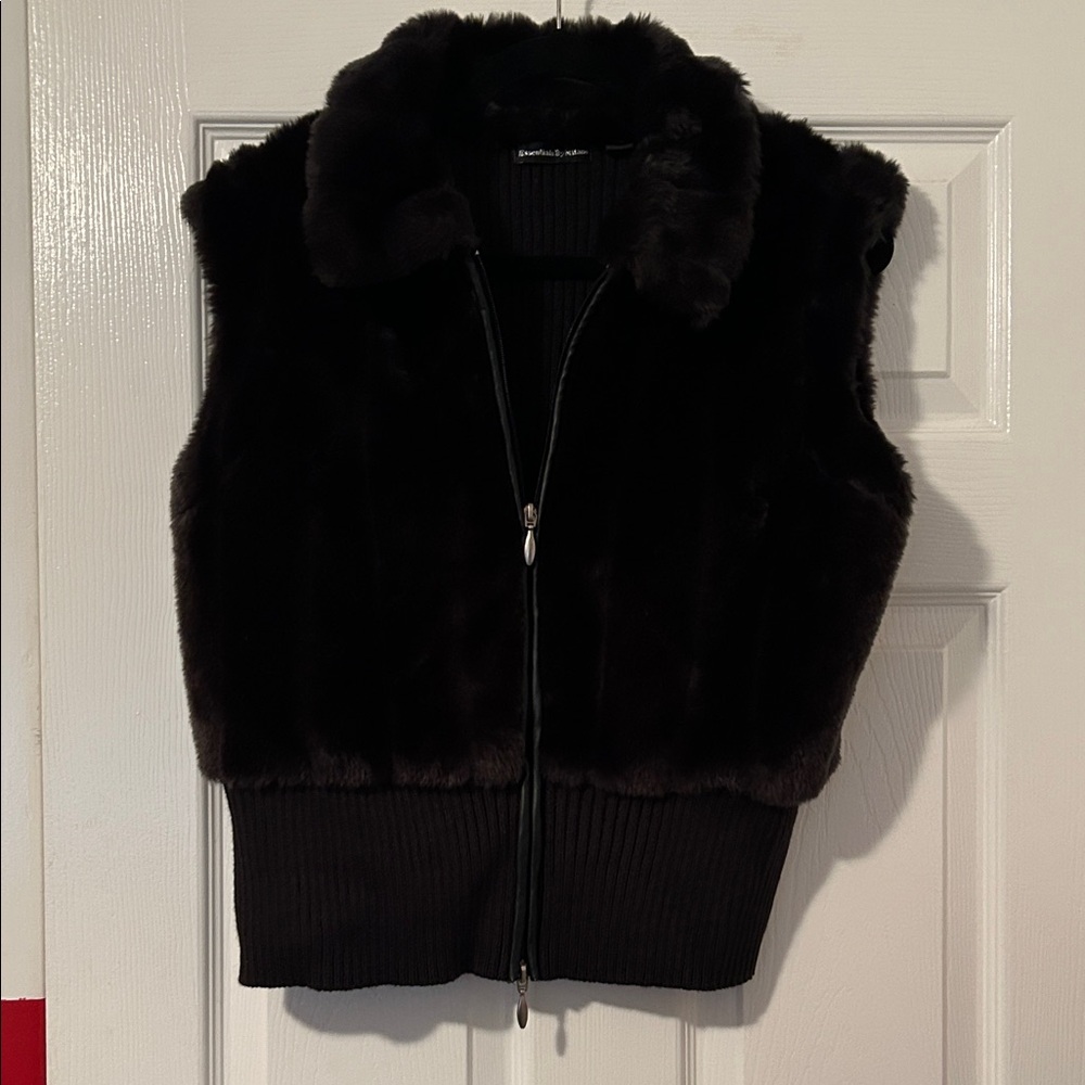 Essentials by Milano Dark Knit Vest